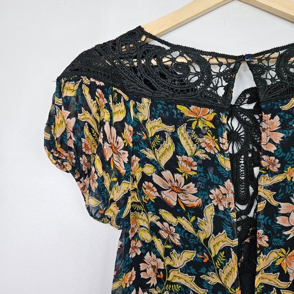 Free People Margot Dress Size XS Floral Blue Lace Detail Mini BNWT - Picture 11 of 14